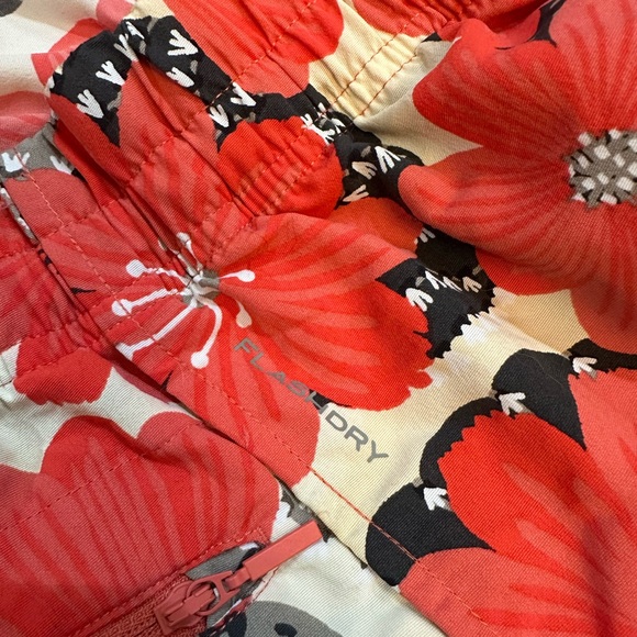 The North Face Class V Mini Shorts - Women's - Picture 5 of 8